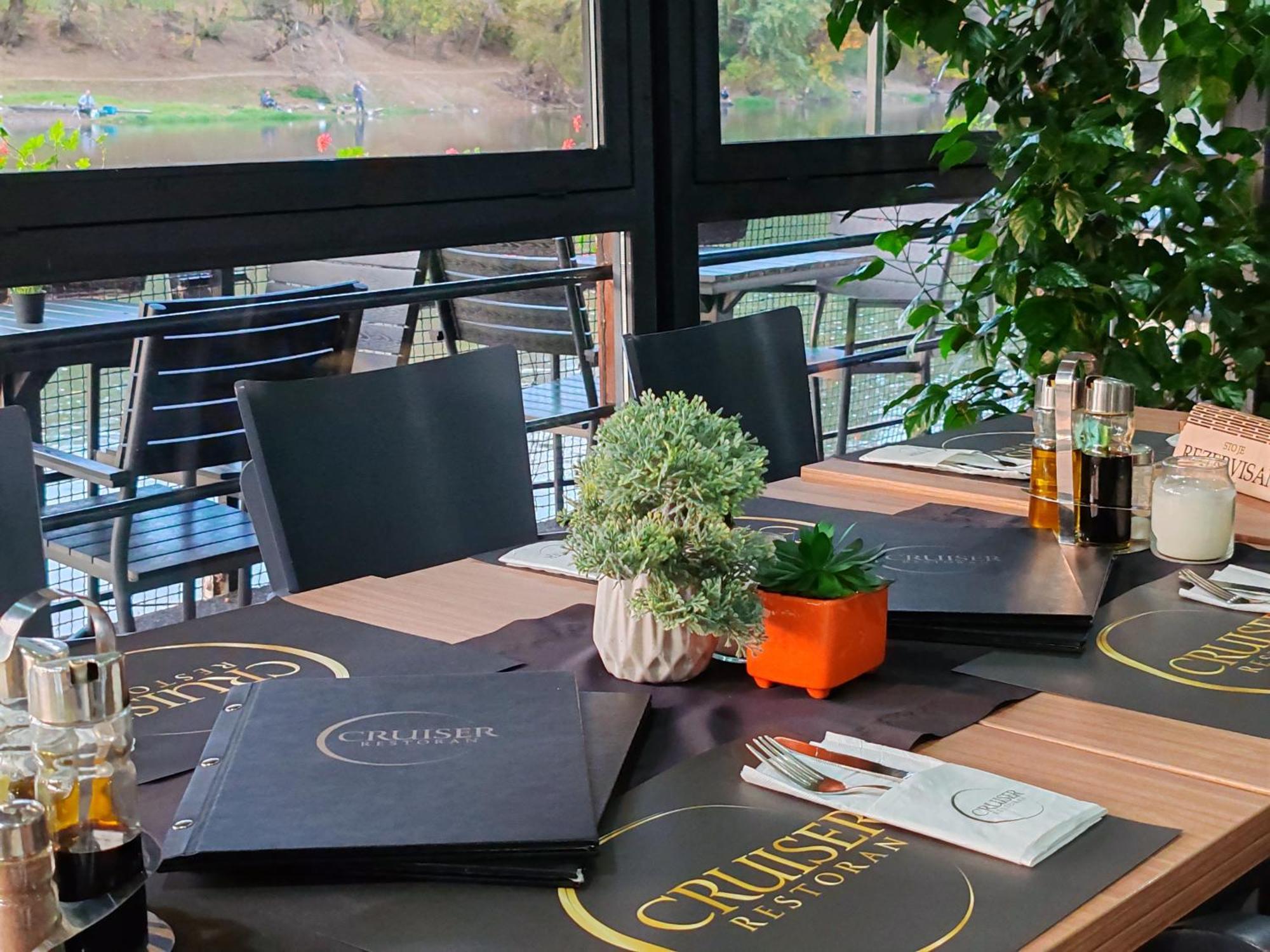 Cruiser Restoran Ćuprija Buitenkant foto