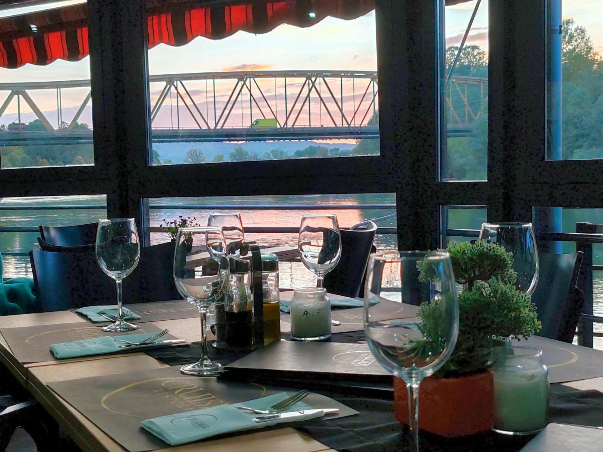 Cruiser Restoran Ćuprija Buitenkant foto